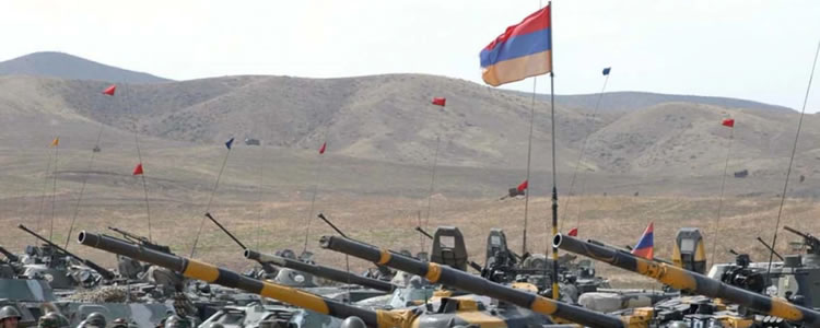 armenian-army-tanks-baderazm-ek-knoom